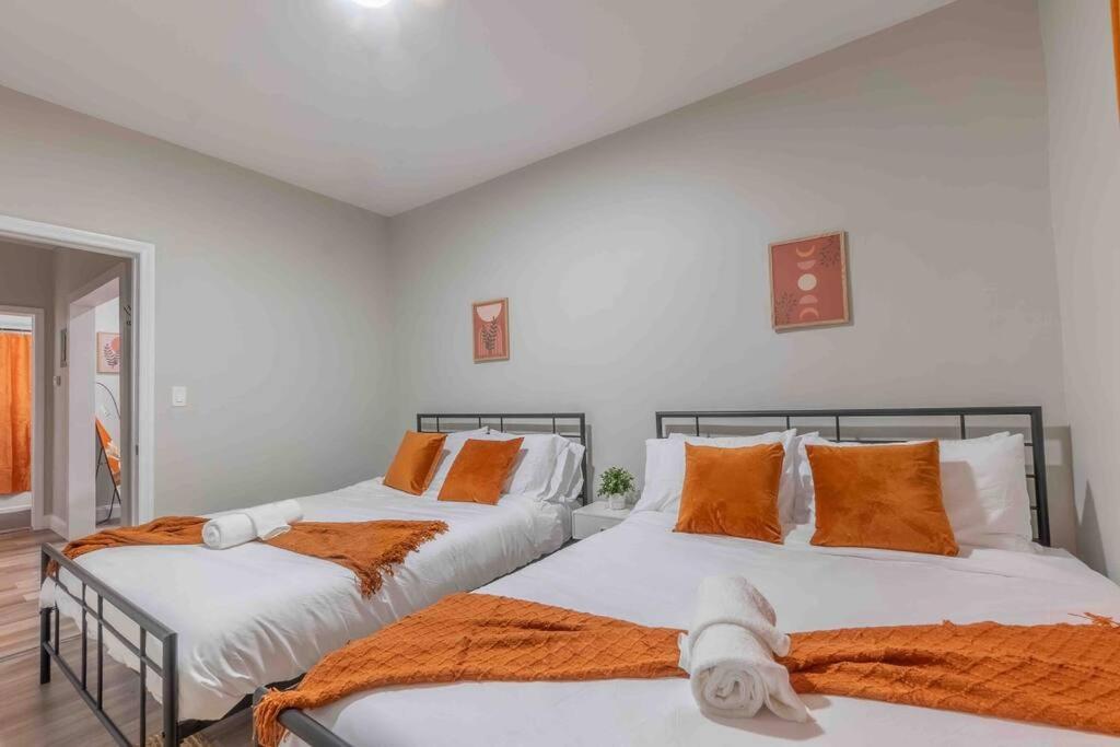 Apartamento Pumpkin Premise By Airport, 5 Beds, Sleeps 8, Book 7 Days, Get 20 Percent Off Newark Exterior foto