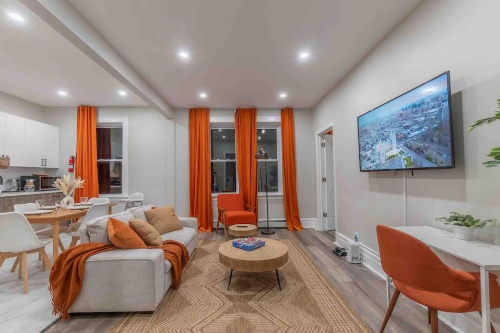 Apartamento Pumpkin Premise By Airport, 5 Beds, Sleeps 8, Book 7 Days, Get 20 Percent Off Newark Exterior foto